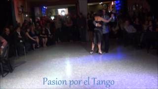 JESICA ARFENONI y MAXIMILIANO CRISTIANI Bailando OIGO TU VOZ en la MILONGA DEL RESURGIMIENTO