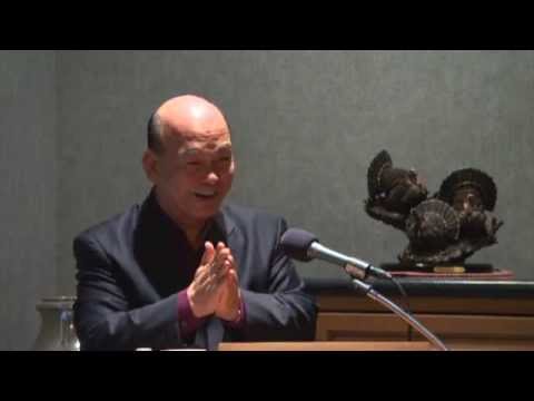 2012/04/07 - HDH - Father earnestly sang with her