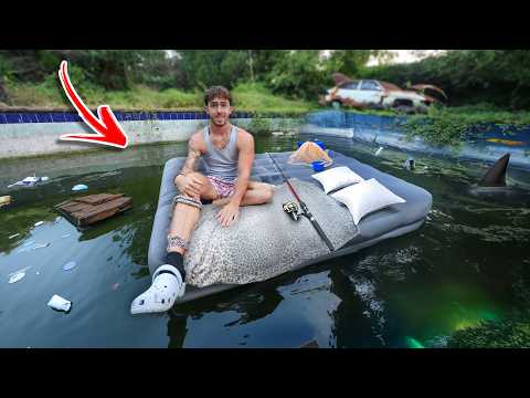 Abandoned POOL Overnight Survival (Stealing Fish) Anker SOLIX C1000 Gen 2