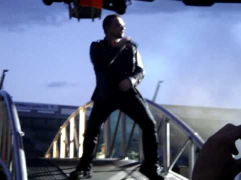 U2 - Another Short Clip of Bono - Dublin 24 july 2009