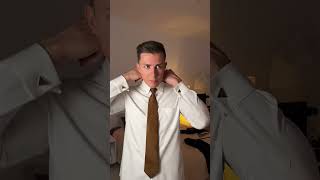 Download lagu Etihad Cabin Crew Putting Uniform On! mp3