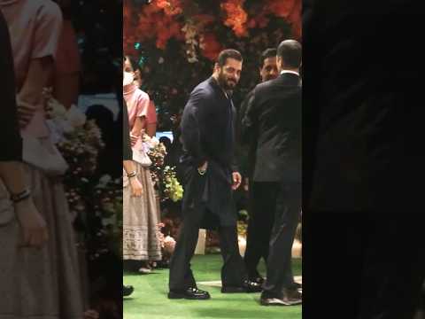 salman khan and aishwarya rai 💞 ambani engagement #shorts