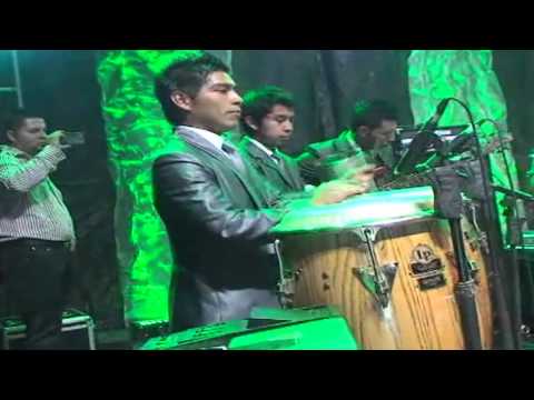 JULIO ELIAS VIVIR CANTANDO