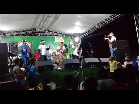 teylor cash primer concierto en matayaya se rompio gracias a papa DIOS EL CHMAKITO DEL CAMARO