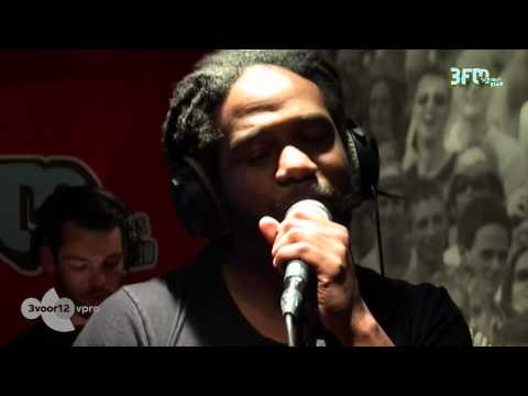 MC Fit - 'Duurt Te Lang' live @ 3voor12 Radio