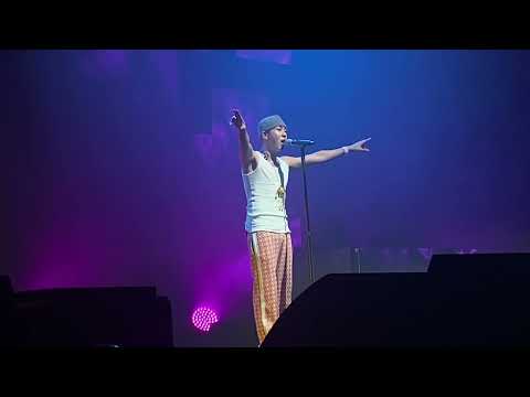 5march2023 AOMG WORLD TOUR in PARIS LOCO : Anytime