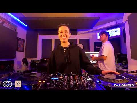 DJ Alicia X ILLUSION (Afro tech/house mix)