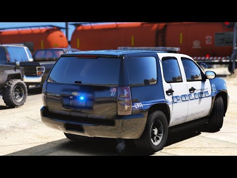 Stuck Train in Sandy Shores (LSPDFR - 1106)