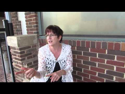 Canines, Cats and Cabernet: LeAnne Smith