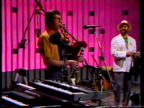 "Battlefield Band" -  3 pipe jigs