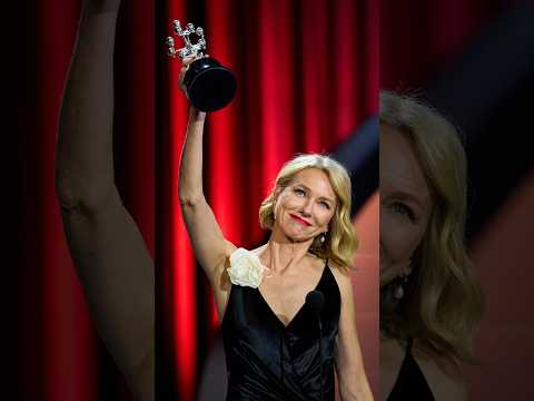 NAOMI WATTS al recibir el premio Donostia: «El ODIO está creciendo» #shorts