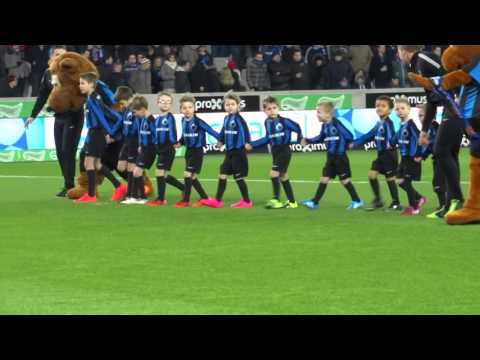 JL Club-Westerlo 19/2/2016 : ClubKids groeten spionkop