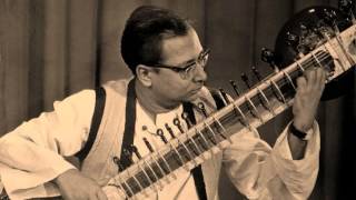 Raag Durga by Pandit Nikhil Banerjee - YouTube