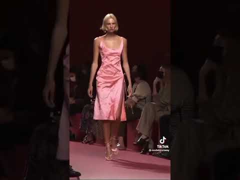 Blumarine | Spring/Summer 2022. #models#Runway #blumarine #SS22