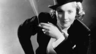 Marlene Dietrich ft Victor Young&#39;s Orchestra - I&#39;ve Been In Love Before (Decca Records 1939)