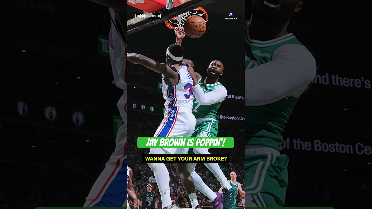 You're SUPPOSED to get that tech young fella! 😤 #JaylenBrown #Celtics