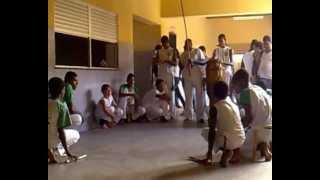 preview picture of video 'Apresentação de Capoeira - Dia da Consciência Negra 2012 de Siriri - Sergipe - Parte1'