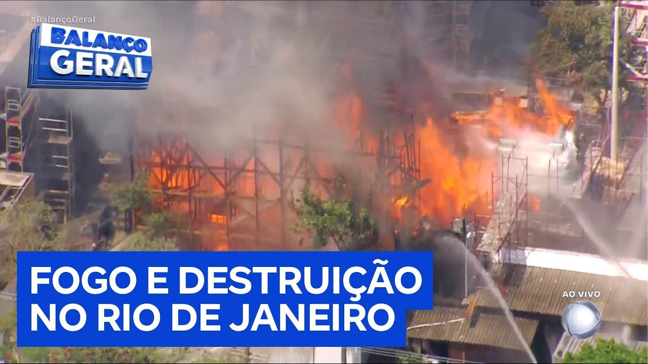 Incêndio de grandes proporções devasta obra em construção no Rio; bombeiros tentam conter as chamas