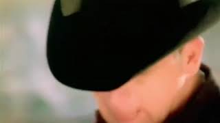 Valentin Elizalde - Un Lobo Domesticado [Video Oficial]