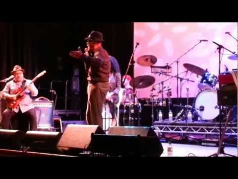 I Wanna Be Where You Are - Leon Ware (Live @ Islington Assembly Hall, London 1-02-13)