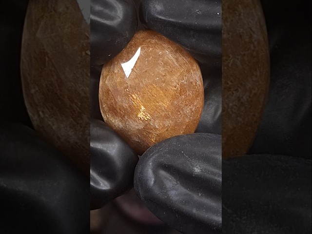 حجر الشمس الطبيعي قص أوجه مترش بشكل جمالي