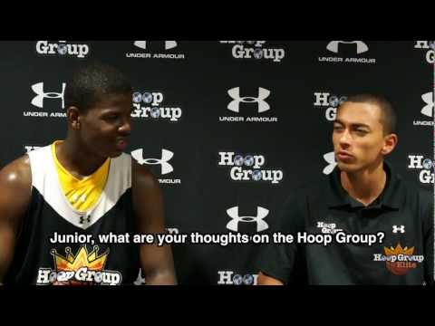 Junior Etou speaks with the Hoop Group in French (w/ English subtitles)