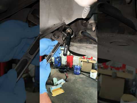 Inner tie rod replacement #tool #tierodend #easyfix #hyundaiclub #shorts #tmm #mechanic