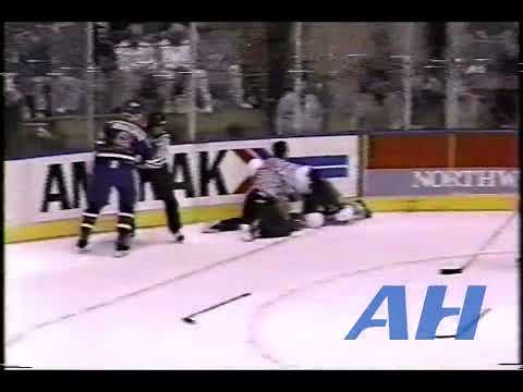 NHL Feb. 28, 1990 Los Angeles Kings v Edmonton Oilers (R) Mike Allison v Jeff Beukeboom (R)