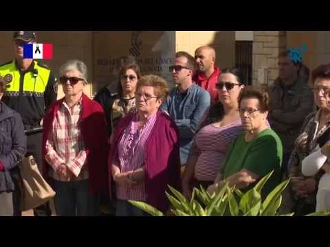 La Nucía guardó un “minuto de silencio” por las víctimas de los atentados de París