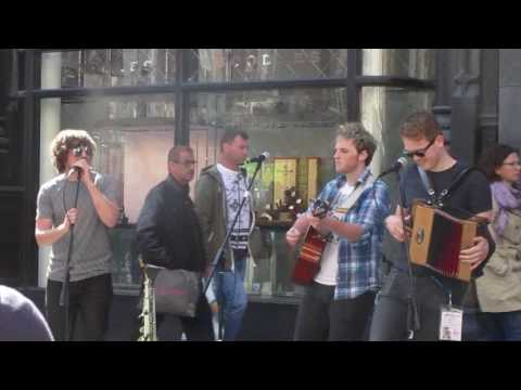 Seo Linn - Grafton Street Dublin