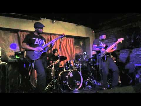 THE 4 KORNERS LIVE  @ APACHE CAFE - "ORBITING HANDS"