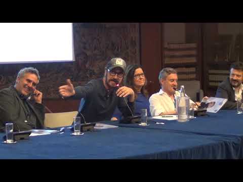 Rocco Schiavone 3, Marco Giallini and D'Intino (Christian Ginepro) joke around