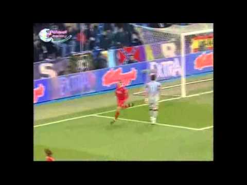 Liga 2004/05 Real Madrid-Real Zaragoza. Gol de David Villa.