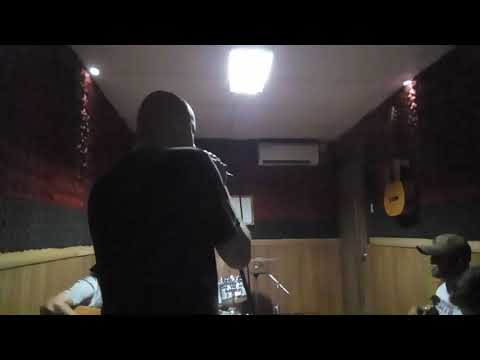 Liberdade Clandestina - Bigmouth strikes again/Que país é este (The Smiths/Legião Urbana cover)