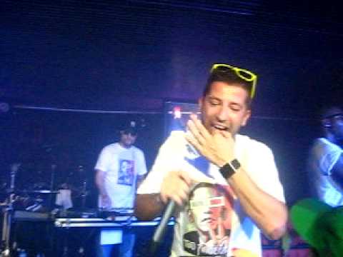 Two Fingerz   Troppe Parole Live @ROCK ON THE ROAD