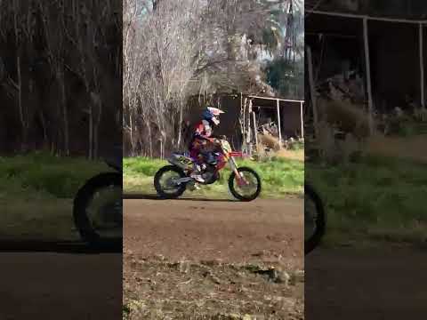 Rally Santafesino 2025, Pujato, Santa Fe. Casi caida, piso duro y resbaloso.