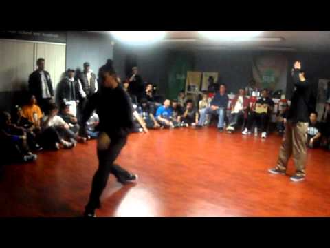 MOFAK VS CRAZY KYO @FUNKYSOUL 2011