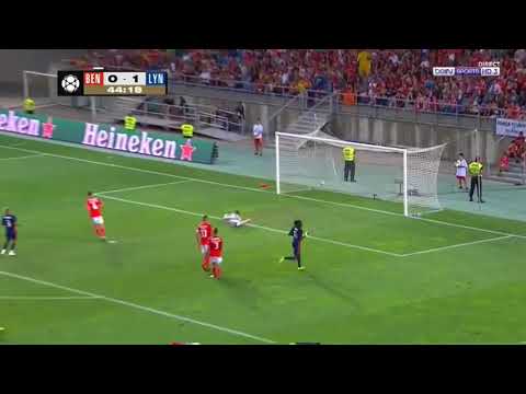 bertrand traore goal 2 0 lyon vs benfica icc