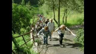 preview picture of video 'ASSOCIAZIONE G.A.U. Genova Trekking 7 Giugno 2009'