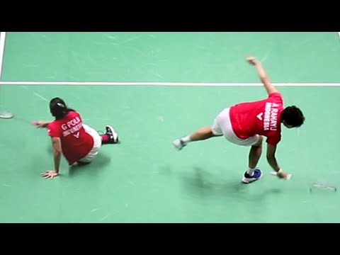 GREYSIA/APRIYANI KAGET KENA SMASH KENCENG Maiken Fruergaard/Sara Thygesen