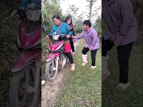 con đưa bố đi viện và hài hước nhất #funny