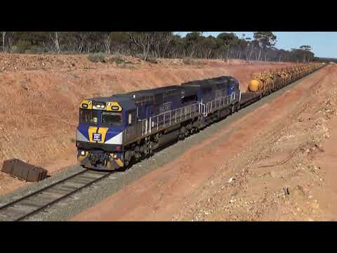 CM3307 and C502 on 6352 freight Binduli