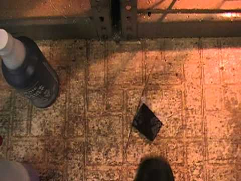 how to clean linoleum floor