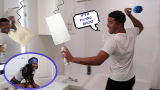 HILARIOUS Haunted Bathroom PRANK On My Boyfriend!