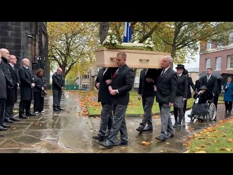 Cricket legend Dickie Bird honoured as hundreds attend funeral in Barnsley | SWNS