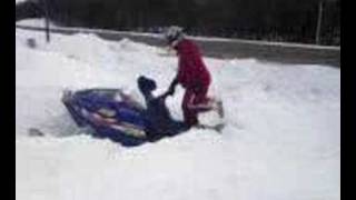 preview picture of video 'Getting stuck snowmobiling'
