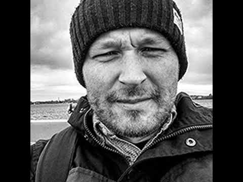 Stephen Lee Naish – Author, “Screen Captures”