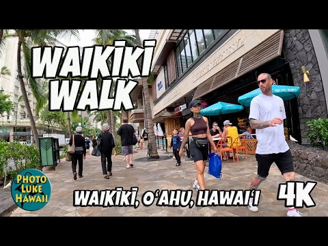 Waikiki Walk Kuhio Ave International Market Place ABC Stores Hello Kitty 4K60 19 de julho de 2023 Oahu