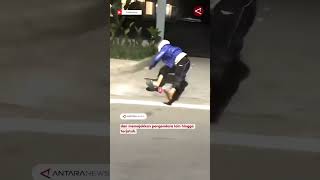 Download lagu Geng motor bawa senjata tajam berkeliaran di Bogor mp3 Download lagu Geng motor bawa senjata tajam berkeliaran di Bogor mp3