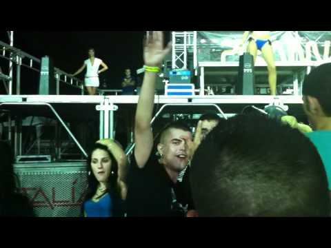 Pirámide @ Summer Rave 30 07 2011 013